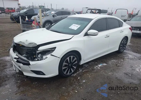 2018 Nissan Altima 2.5 Sl z USA, uszkodzony, nr VIN 1N4AL3AP6JC177361